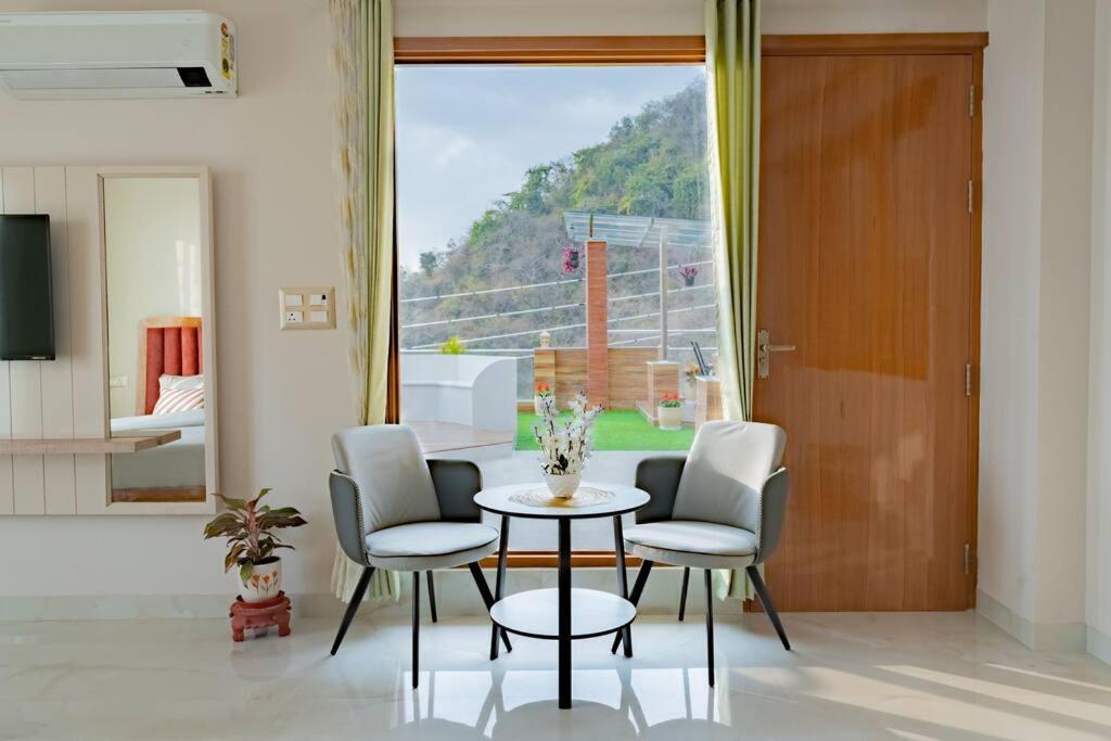 The Sage Villa - Luxury Homestay In Dehradun Exterior foto
